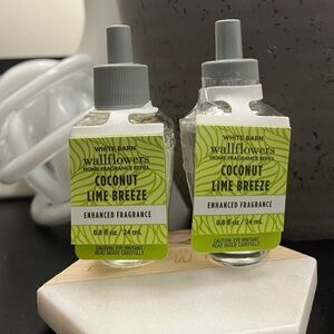 NWT wall flower refills